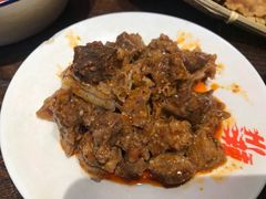 -爆炸头阿姨小四川正宗川味小吃(无任何分店)