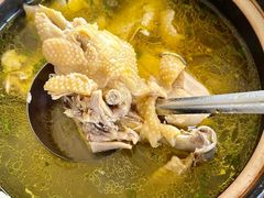 -品鲜村农家菜·阳澄湖大闸蟹(总店)