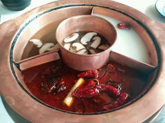 -滇釜火锅·能喝汤的火锅(车公庄店)