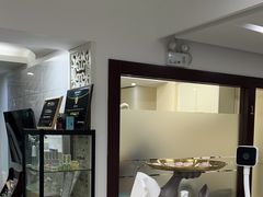 -爱贝口腔·牙周诊疗·种植修复中心