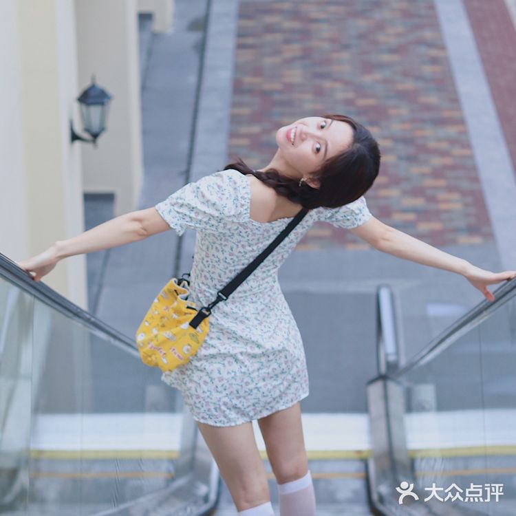 佳能200d2代➕小痰盂｜新手人像写真摄影