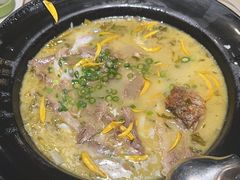 -渔语鱼酸菜鱼新川菜(来福士店)