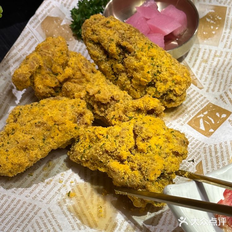 这家烤肉店万圣节氛围💯