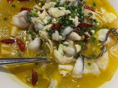 酸菜鱼-胡子大厨·超级小炒肉(晶耀前滩店)