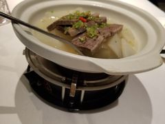 安格斯小牛肉炖降霜萝卜-松鹤楼·非遗·苏帮菜(融科店)