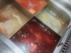 -海底捞火锅鲜切牛肉主题店(长寿路店)