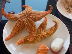 -怡豪大饭店·银顶旋转餐厅