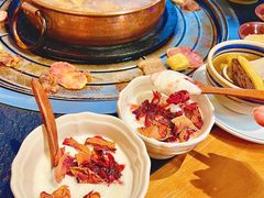 -阿山卓·野生菌火锅·纳西火塘烤肉