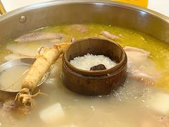 -朴小妹人参鸡汤火锅(长白山万达店)