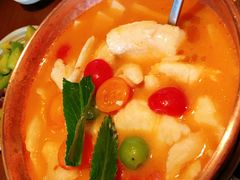 版纳野果酸汤鱼-云海肴·汽锅鸡·云南菜(苏州中心店)