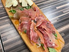 -BomBa意大利餐厅