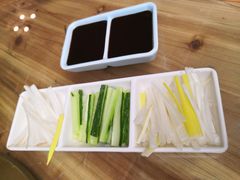 -阿瓦山寨·湘菜现炒·剁椒鱼头王(咸阳总店)