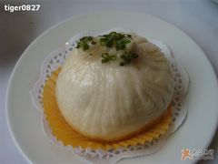 巨大的生煎包-老洋房花园饭店(绍兴路店)