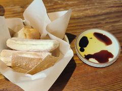 Osteria&nbsp;&nbsp;餐前面包油-Osteria Garden 生蚝花园餐厅(原进贤路店)