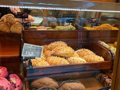 -小飞象面包公社(珠江路金鹰店)