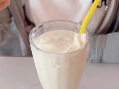 -古老冰山特色冰淇淋店(艾提尕尔店)