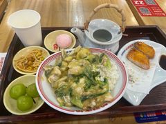 -哈灵现炒本帮面(宁波路店)