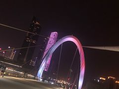 -南京眼步行桥
