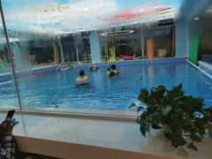 -蓝海星亲子游泳(南中环店)