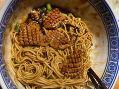 -沪西老弄堂面馆(定西路店)