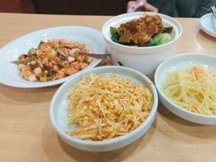 -宏状元现熬粥·京味菜(黄寺大街店)
