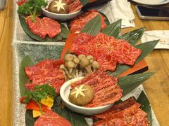 -炼火烤肉店