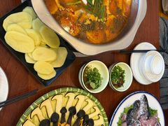 酸萝卜鱼火锅-大理.老字号渝记酸萝卜乌鱼(古城总店)