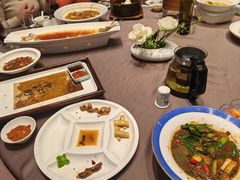 -香山湖家家宴(中山陵店)