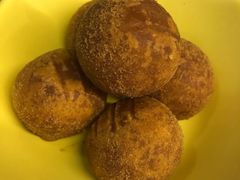 -BHC炸鸡(明洞总店)