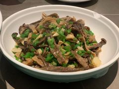 也山菌-山涧肴·湘味家肴(松岗满纷天地店)