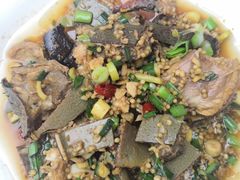 -大树下饭店(春晓镇慈岙社区卫生服务站南)