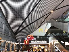 -麦当劳(吴圩机场店)