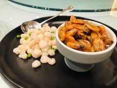 江南特色双拼虾-无锡城中皇冠假日酒店·芳园中餐厅