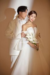 -红番婚纱礼服