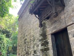 -深圳隐秀山居酒店