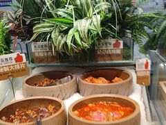 -金滏山烤肉·海鲜·火锅自助餐厅(襄阳万达店)