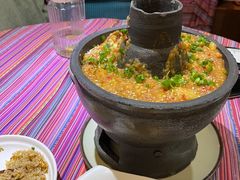 -香巴拉云南餐厅(华莱坞店)