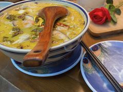 -雀舞云南菜(天津天河城购物中心店)