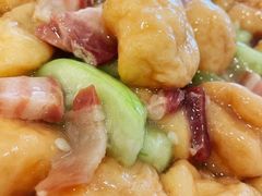 咸肉丝瓜鱼面筋-江南村酒家