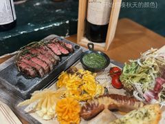 -Mark&Mars Restaurant