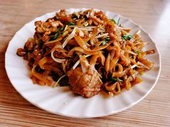 干炒河粉-粤仔湾砂锅粥(广益哥伦布店)