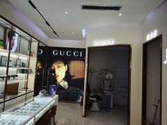 -J-Optical佳视明眼镜·蔡司视觉(青岛金茂览秀城店)