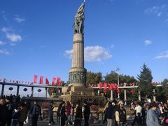 -人民防洪胜利纪念塔