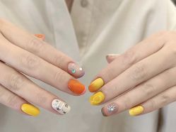 -斯馨·健康美甲美睫