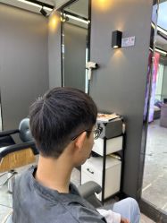 -藤野造型烫发染发