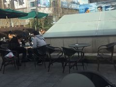-星巴克(西藏路店)