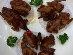 红烧乳鸽-丰尔粥食·顺德鱼生·干蒸排骨顺德菜(大良分店)