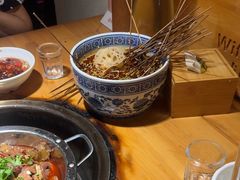 -大众跷脚牛肉馆·非遗传承单位(峨眉山店)