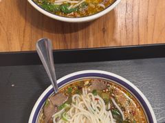 -云阿蛮云南生烫牛肉米线(奉贤路店)