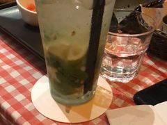 -鲨鱼美式餐厅酒吧Sharky